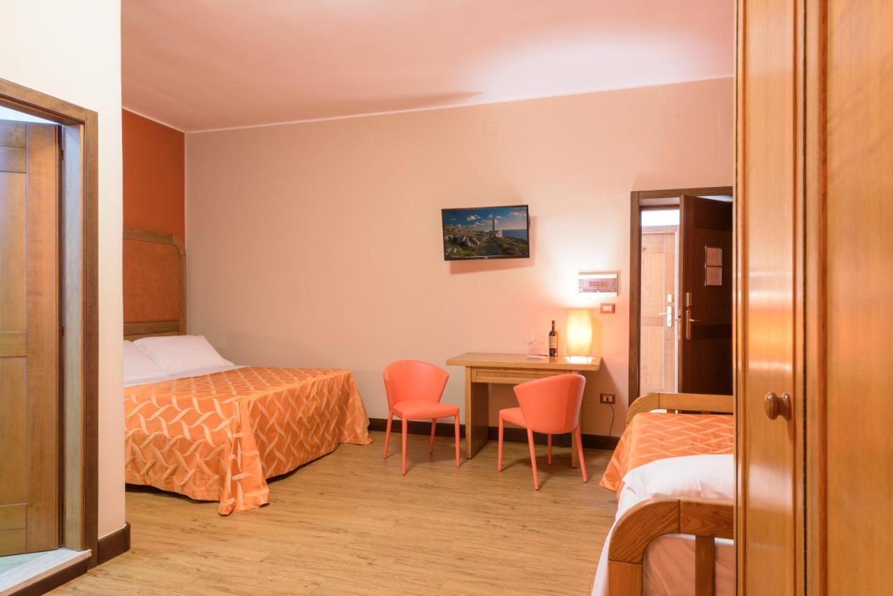 Leone de Castris Wine Hotel Salice Salentino Buitenkant foto
