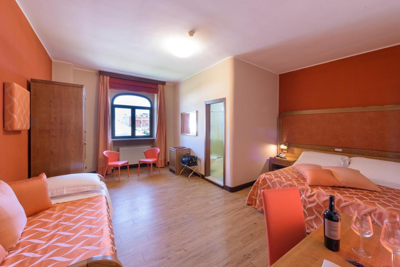 Leone de Castris Wine Hotel Salice Salentino Buitenkant foto